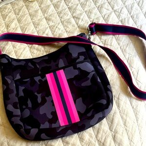 Stylish Camouflage Crossbody Bag with Pink Accents